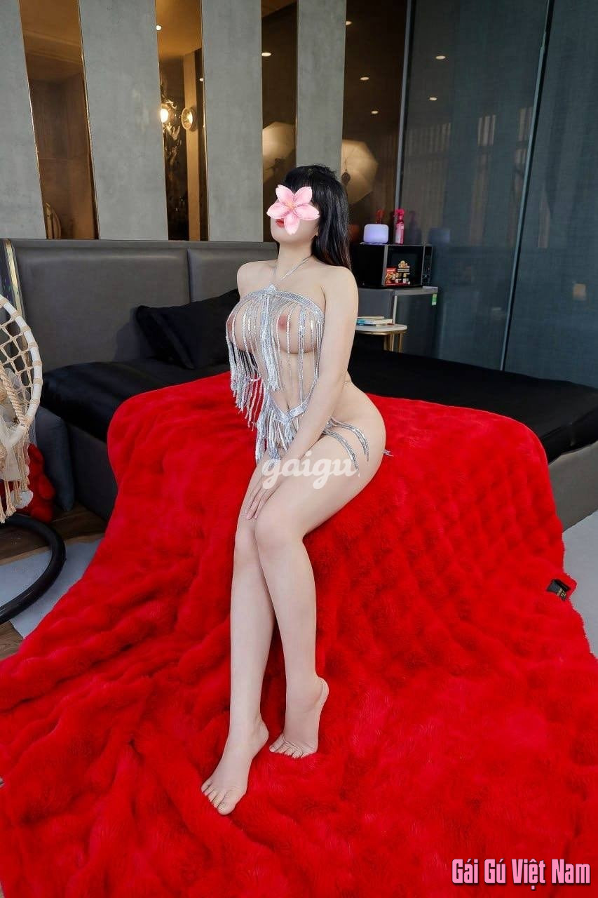 ❣️ Amy ❣️- BABY GRIL NGỌT NGÀO – CÓ MASSAGE -LÀM TÌNH ĐIÊU LUYỆN – BÍM MÚM CO BÓP – NGOAN CỰC CHIỀU
