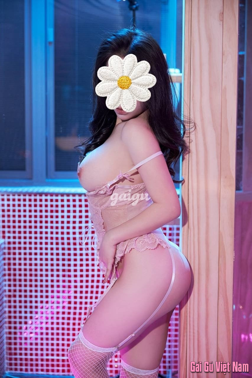 ✨ CANDY HUYỀN ✨ Dâm ngọt hơn kẹo – làm tình phê sung sướng